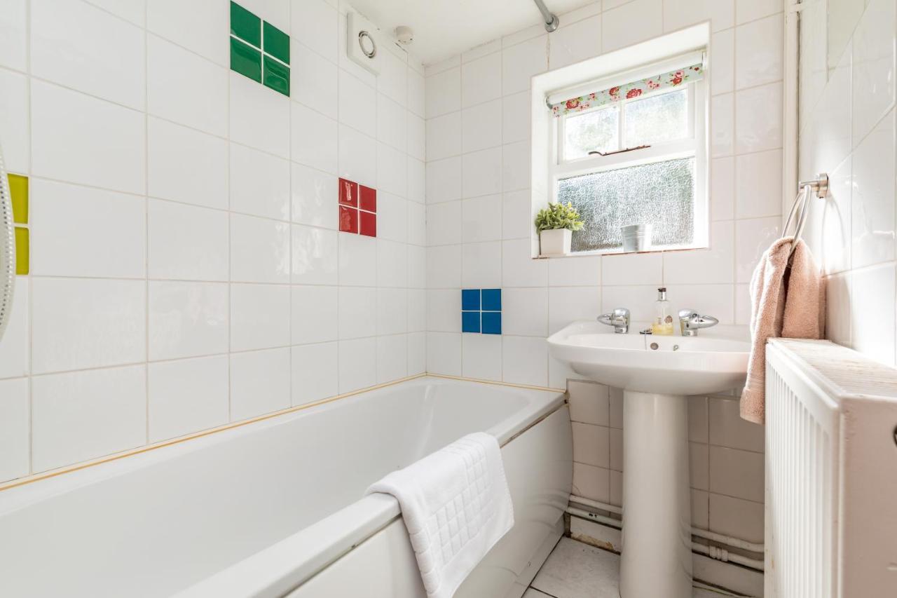 Danny Lodge - Country Cottage Near Brighton By Huluki Sussex Stays Hurstpierpoint المظهر الخارجي الصورة